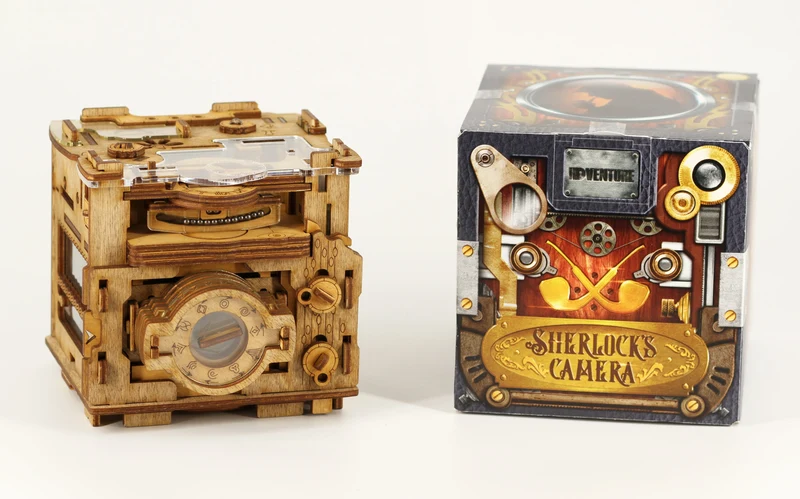 Cluebox Pro – Sherlock's Camera