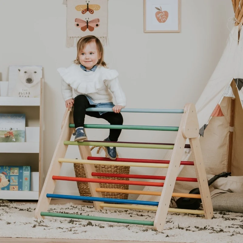 Pikler Triangel regnbåge – leg&go, 6 mån–5 år