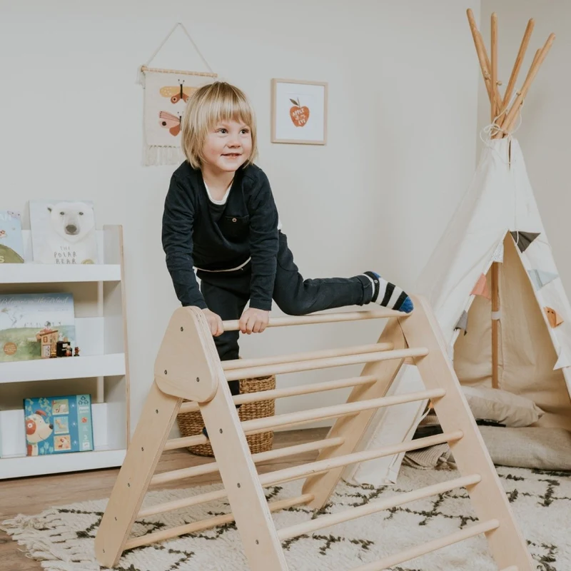 Pikler Triangel i trä – leg&go, 6 mån–5 år