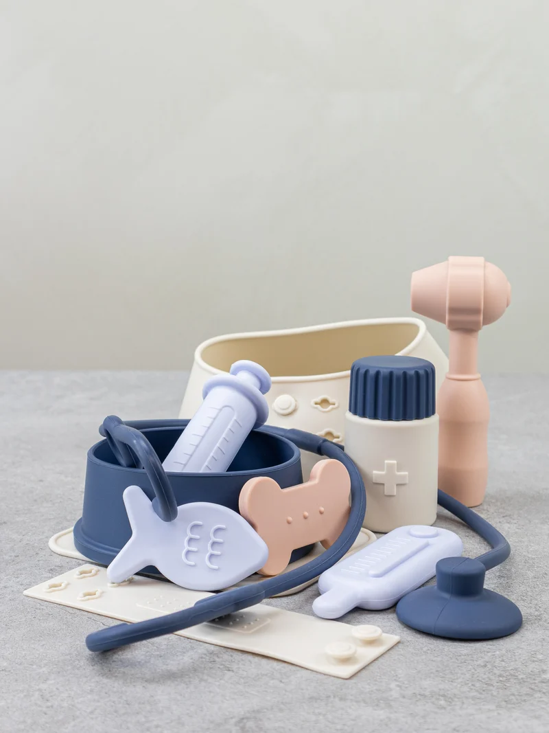 Lily & Lo Veterinärset Silikon Dusty Blue (12 delar)