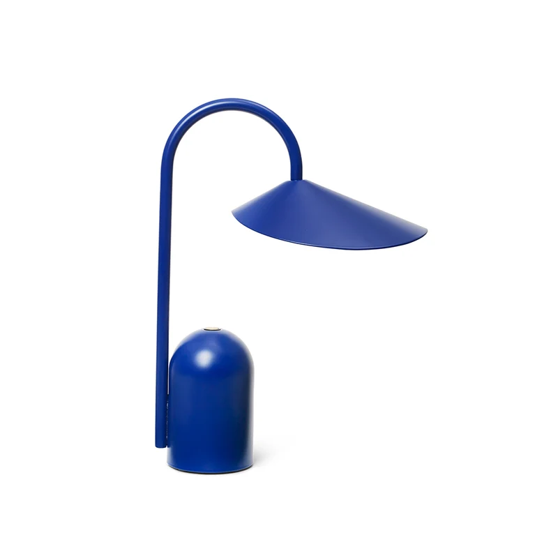 ferm Living Arum bärbar lampa, Bright Blue