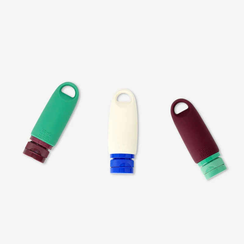Silicone travel bottles with hangers - 3 pcs