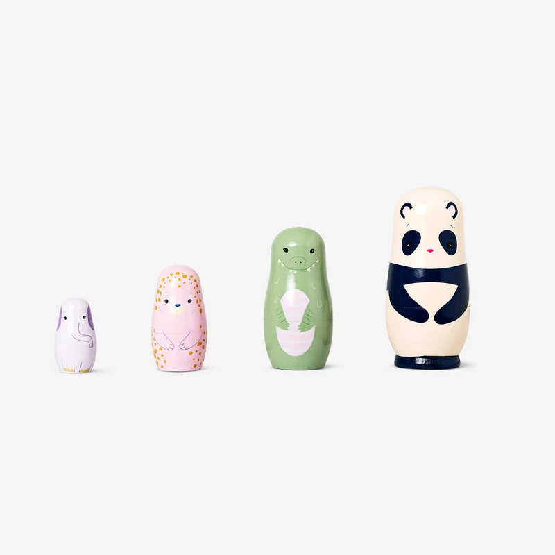 Nesting dolls. 5 pcs