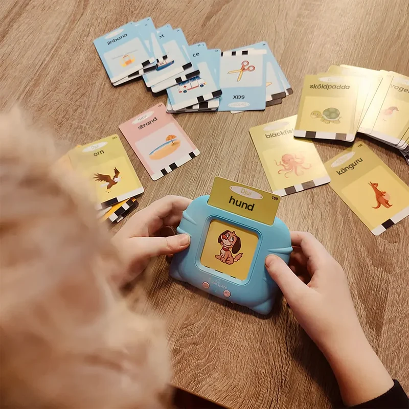 KiddoSpace™ – Talande kort