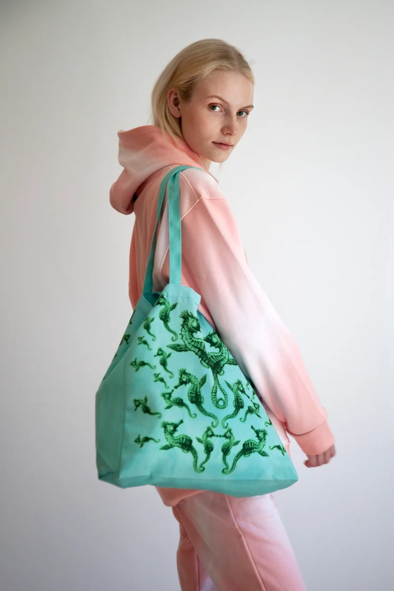 Mirage Tote Bag – Bevingade Sjöhästen, Turkos