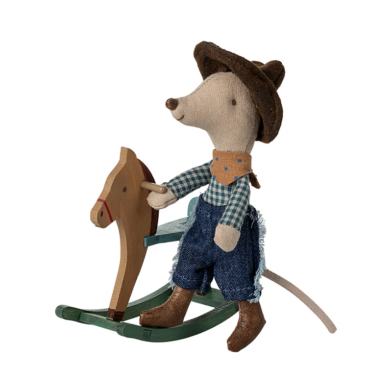 Maileg Cowboymus på gunghäst, Lillebror